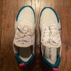 Nike Air Max 270 in good condition. Worn only a couple of times.